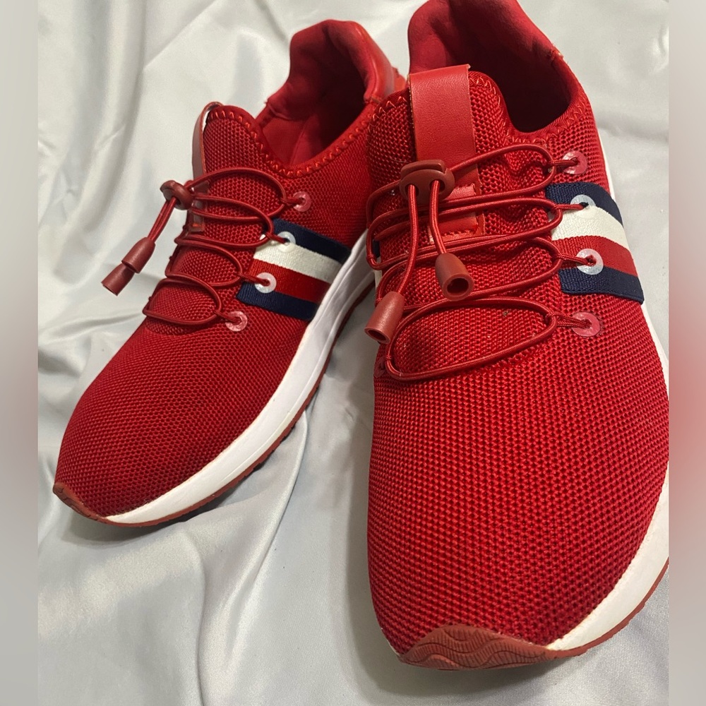 Tommy Hilfiger Rhena Red Womens Sneaker Sz 11 TWRHENA.